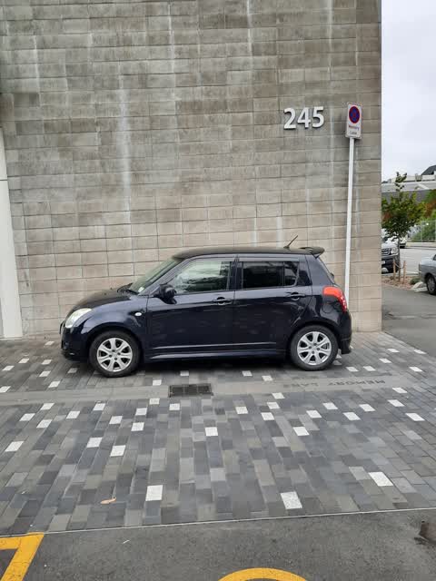Roading/Streets, a report photo
