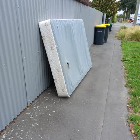 Rubbish/Recycling — a report photo