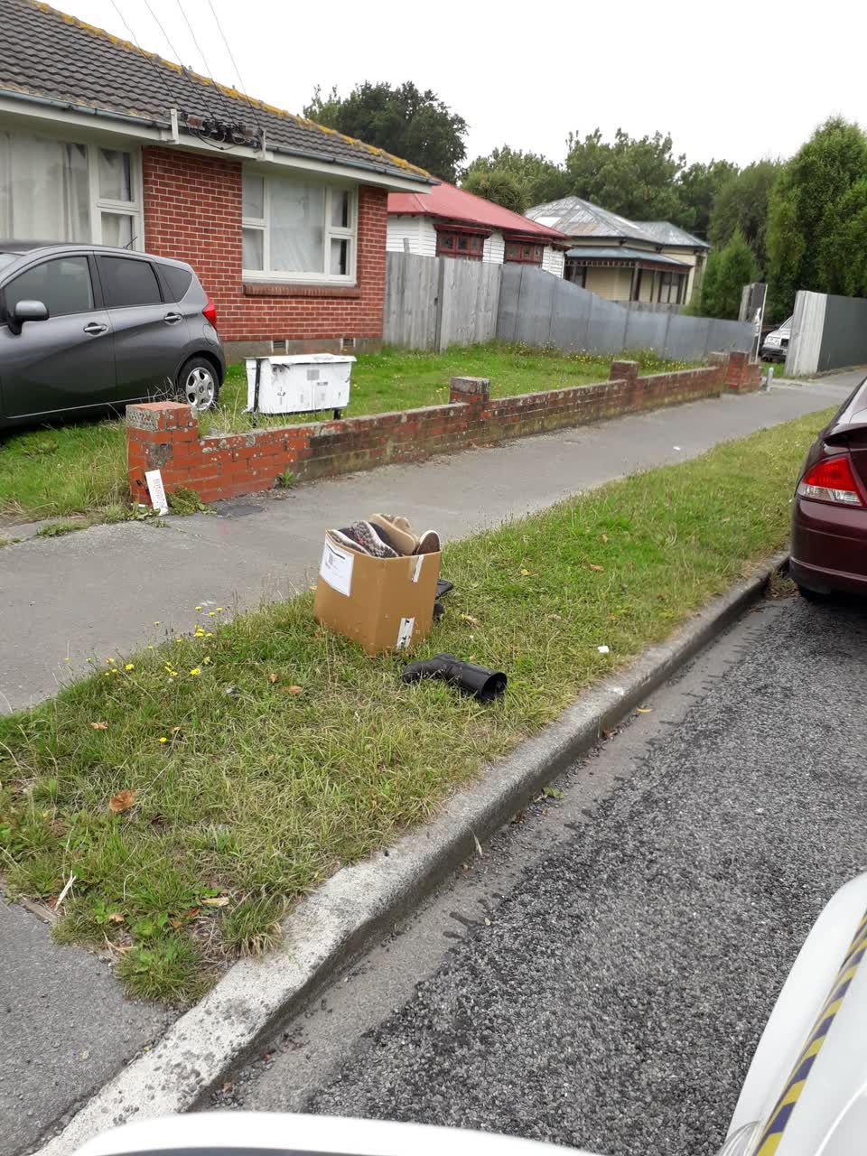 The photograph attached to this rubbish/recycling report