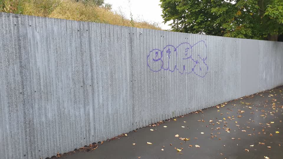The photograph attached to this graffiti report