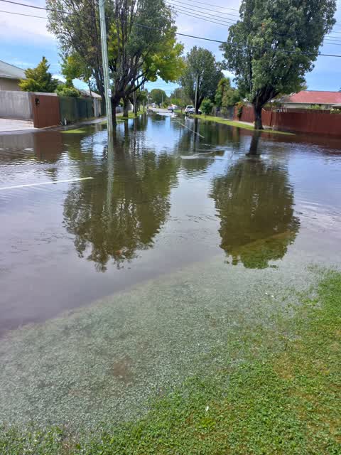 Flooding, a report photo