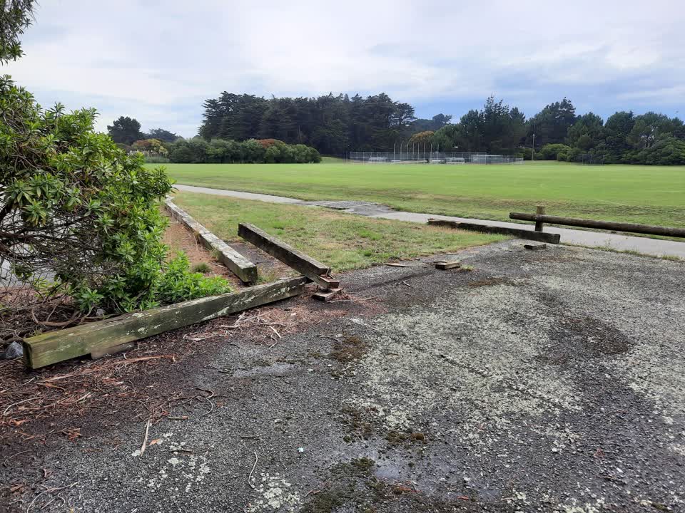 The photograph attached to this parks report