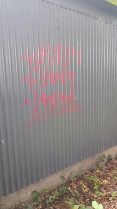 Graffiti, a report photo