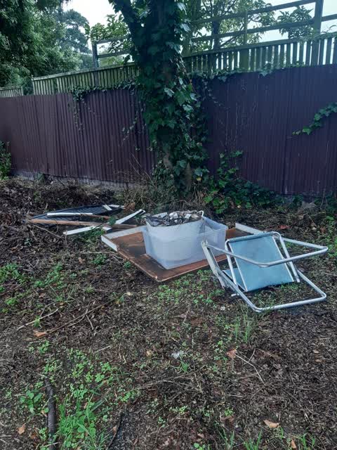 Rubbish/Recycling, a report photo