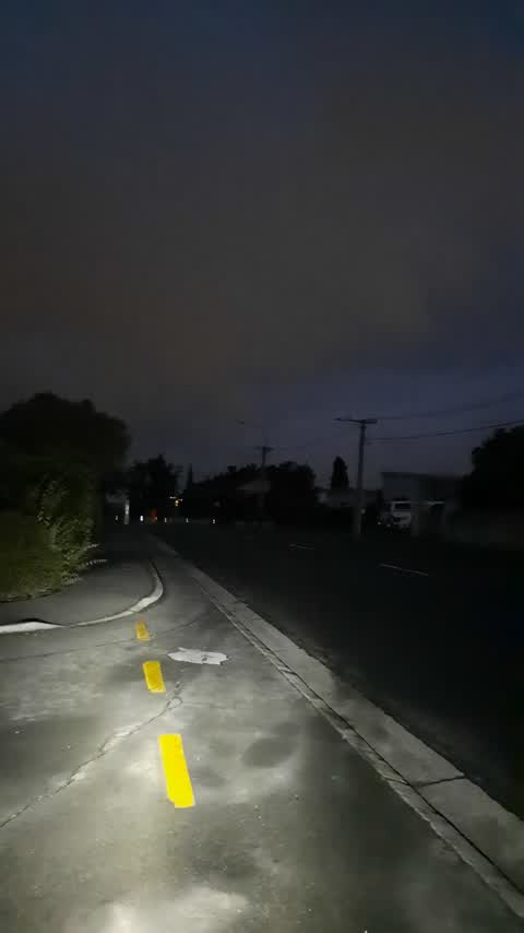 Street Light Outage, a report photo