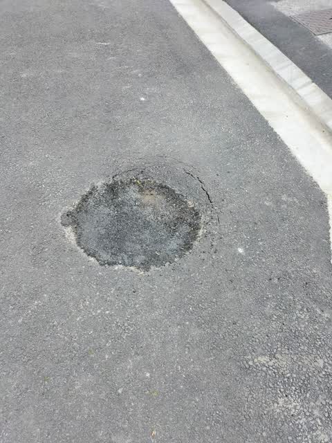 Roading/Streets, a report photo