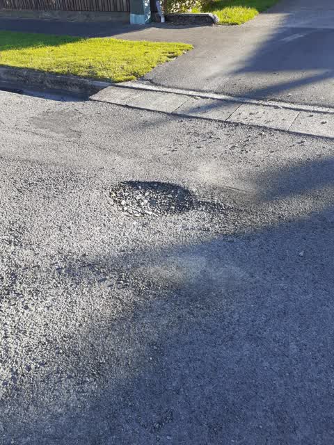 Roading/Streets, a report photo