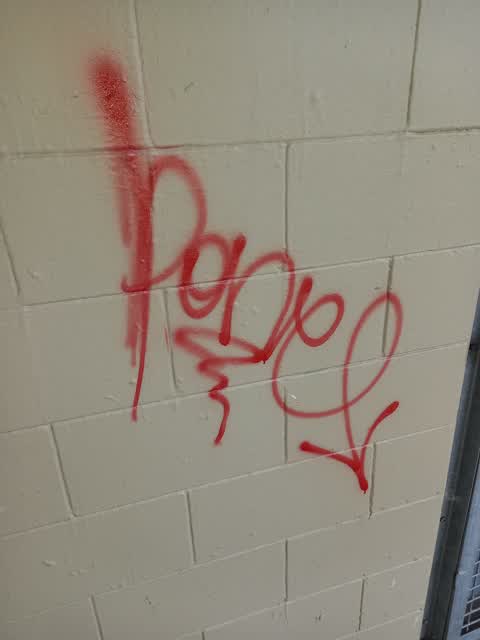 Graffiti, a report photo