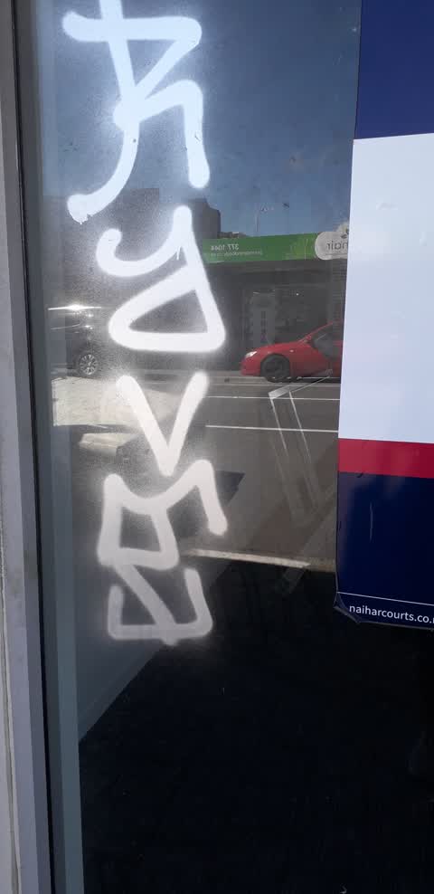 Graffiti, a report photo