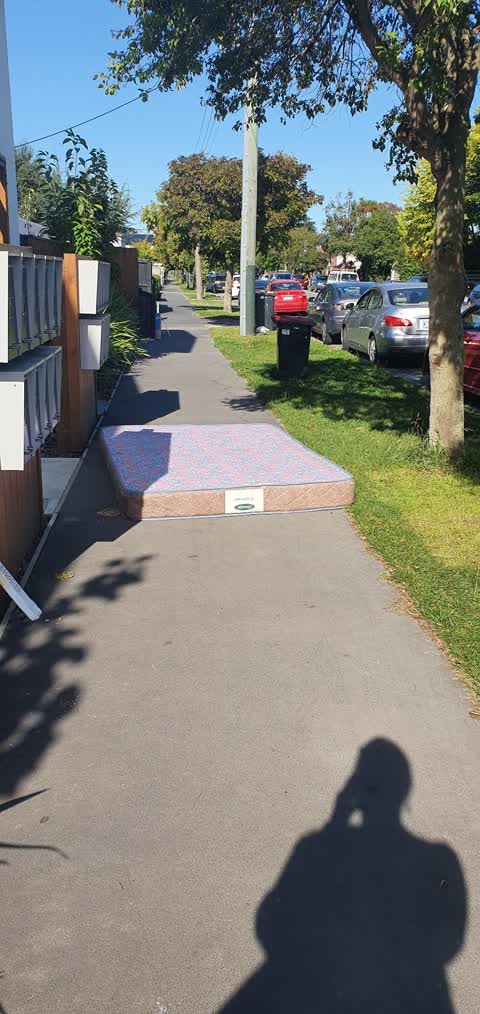Rubbish/Recycling, a report photo