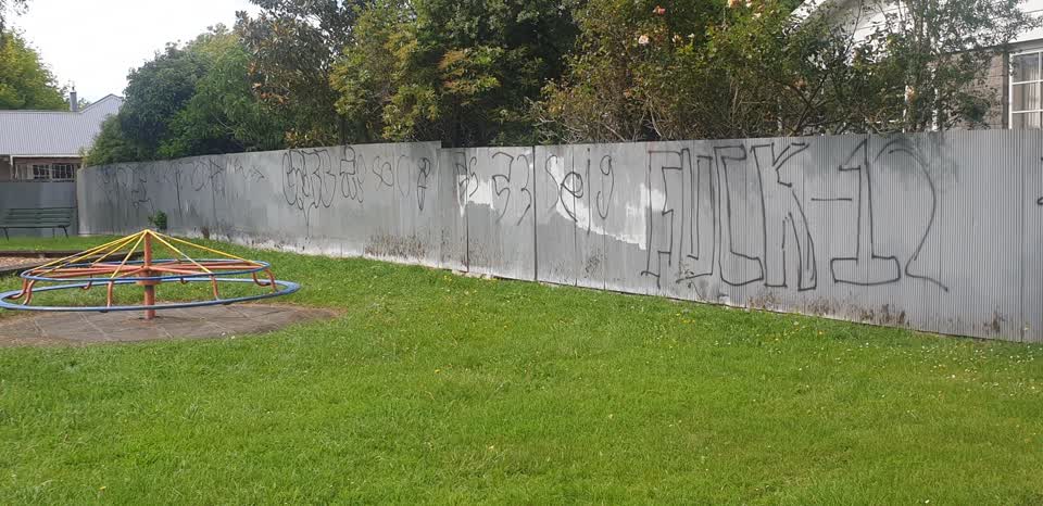 The photograph attached to this graffiti report