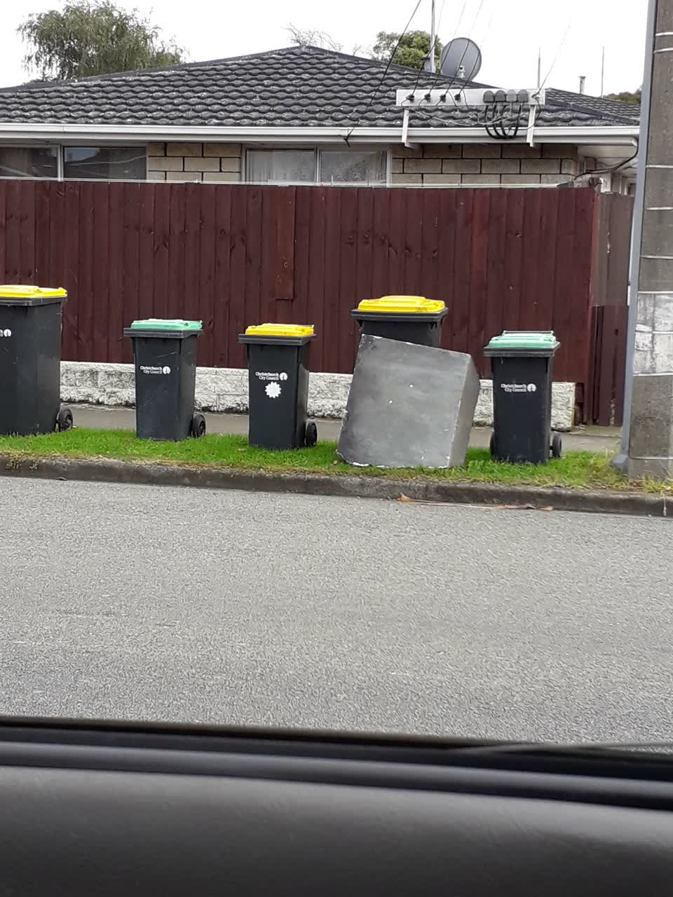 The photograph attached to this rubbish/recycling report