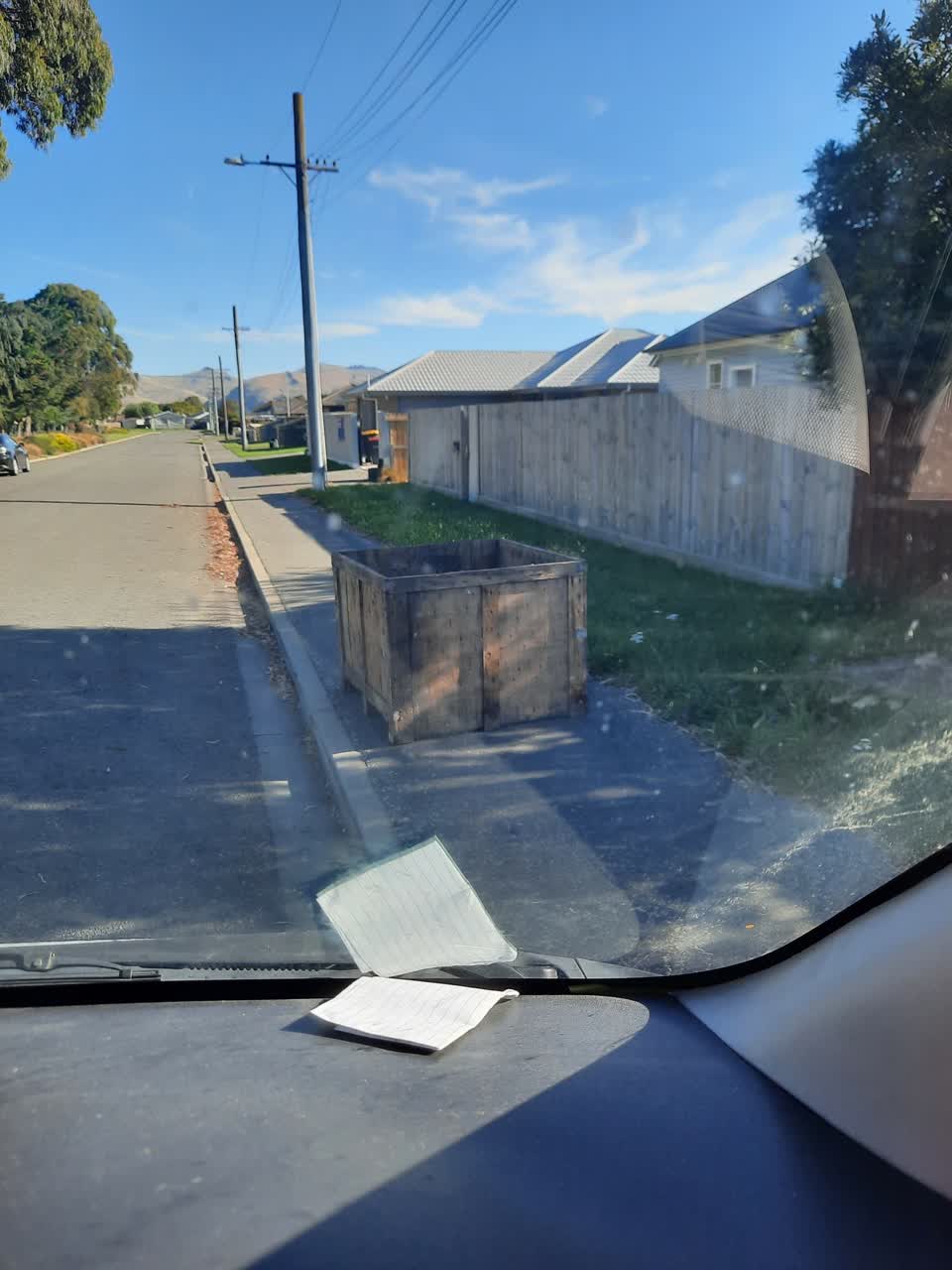 The photograph attached to this rubbish/recycling report