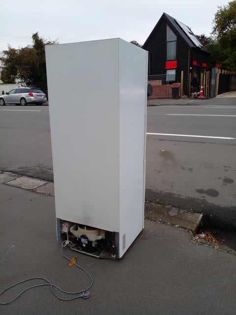 Rubbish/Recycling, a report photo
