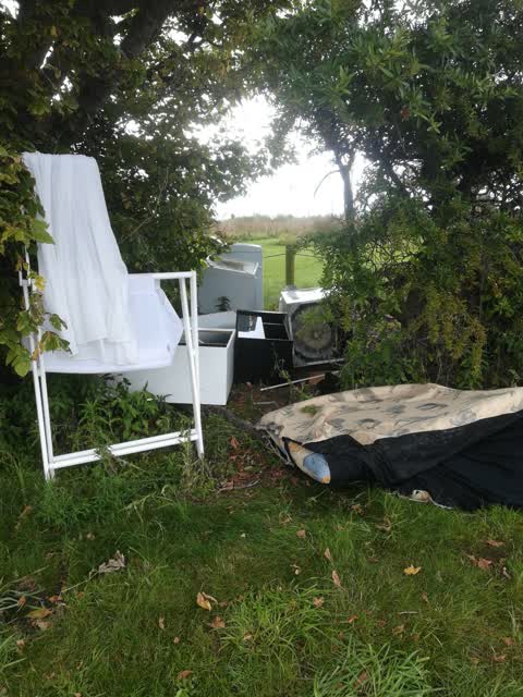 Rubbish/Recycling, a report photo