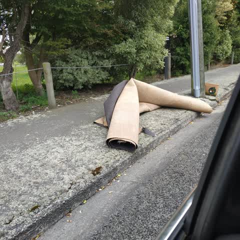 Rubbish/Recycling, a report photo