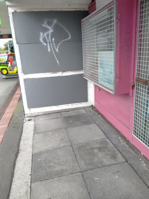 Graffiti, a report photo
