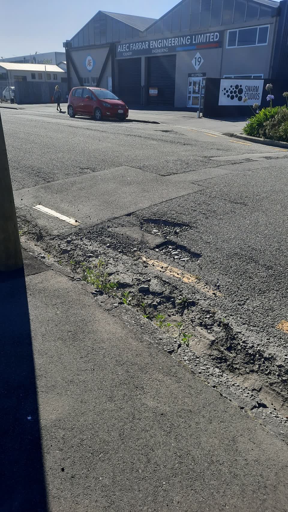 The photograph attached to this roading/streets report