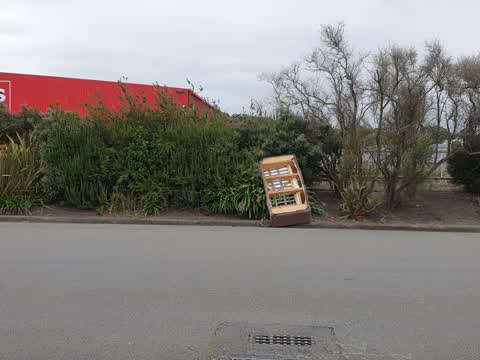 Rubbish/Recycling, a report photo