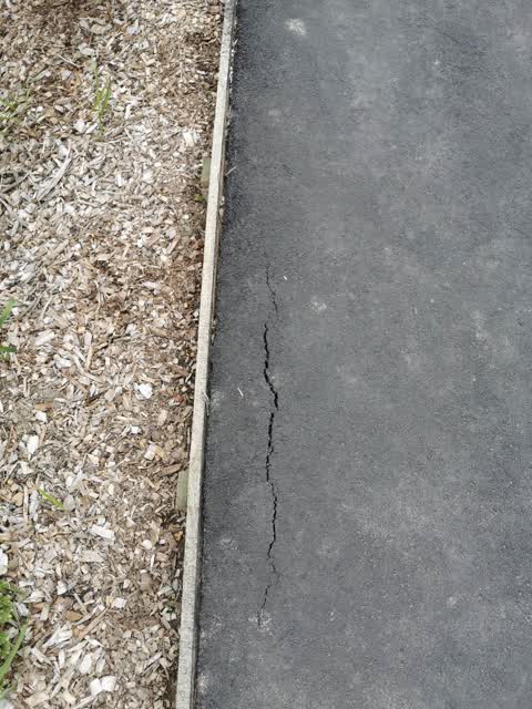 Roading/Streets, a report photo