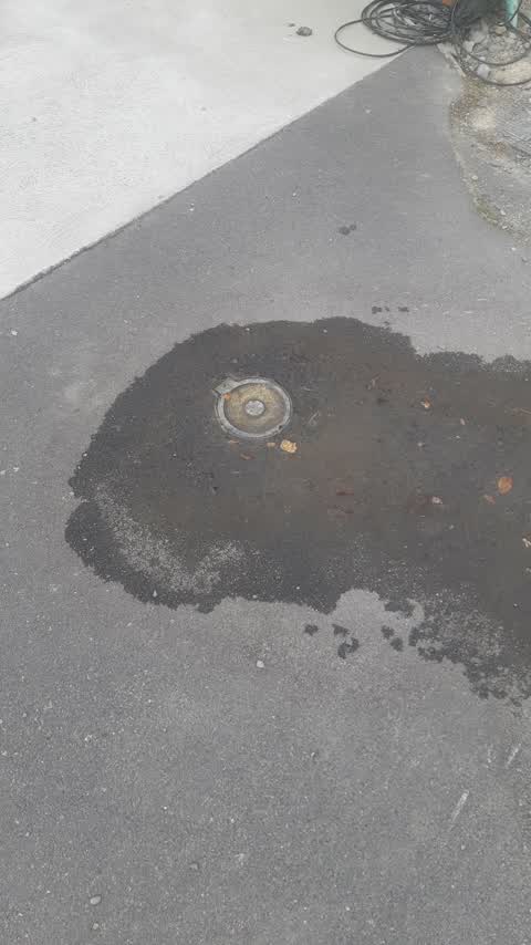Water Leak, a report photo