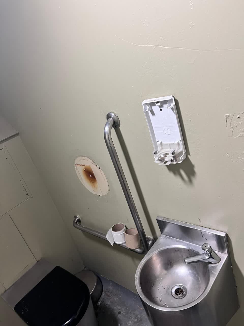 The photograph attached to this parks report