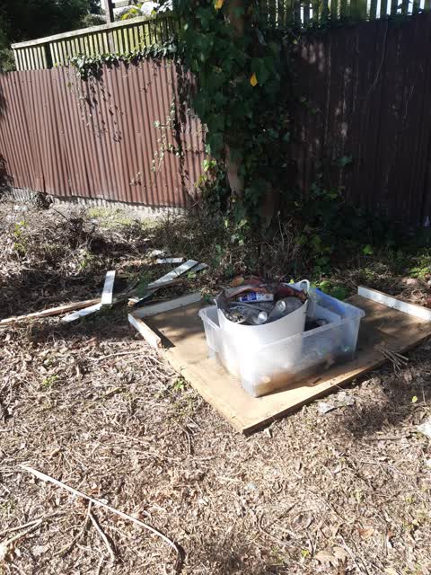 Rubbish/Recycling, a report photo