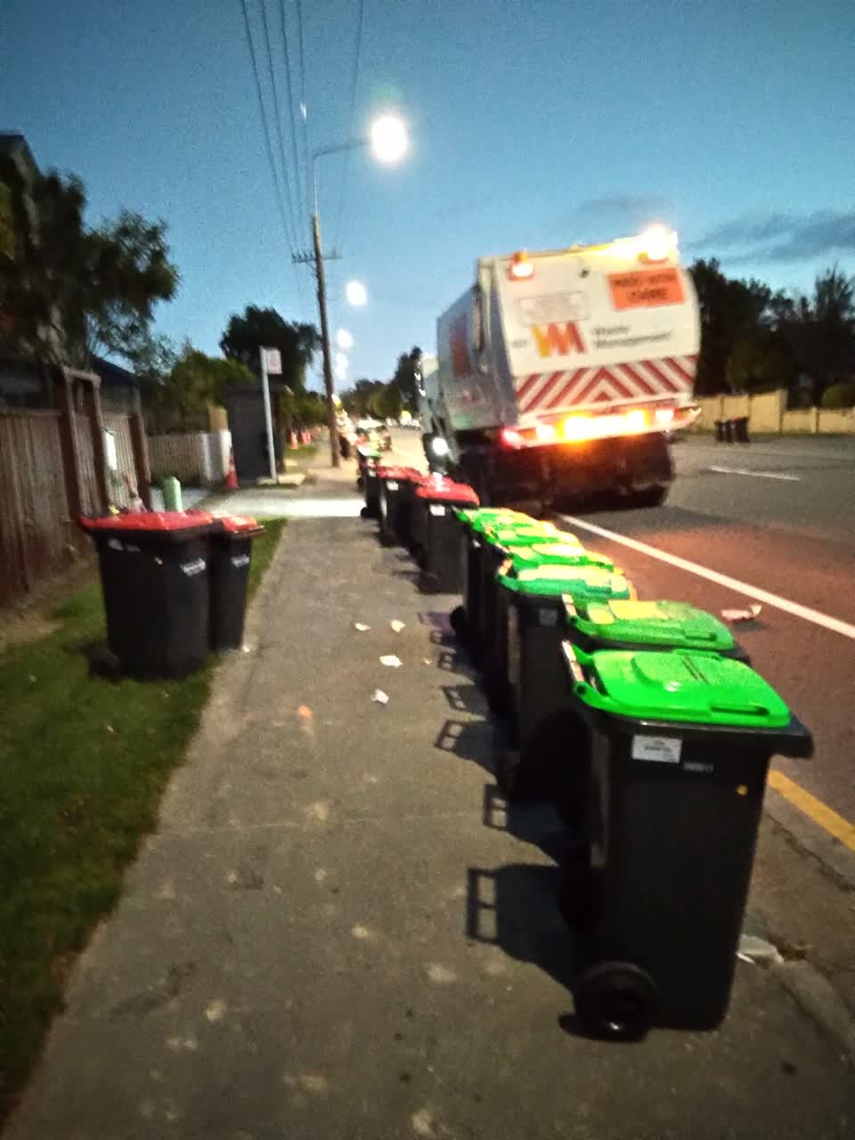 The photograph attached to this rubbish/recycling report
