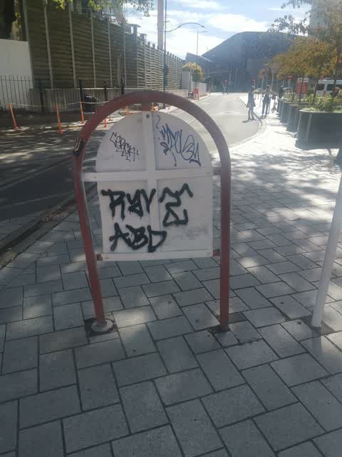 Graffiti, a report photo