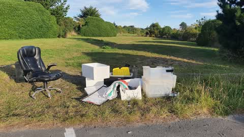 Rubbish/Recycling — a report photo