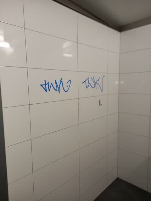Graffiti — a report photo