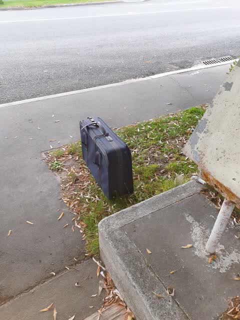 Rubbish/Recycling, a report photo