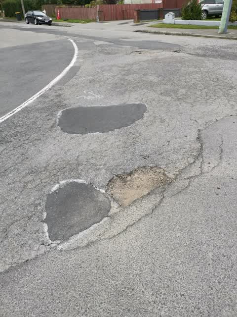 Roading/Streets, a report photo