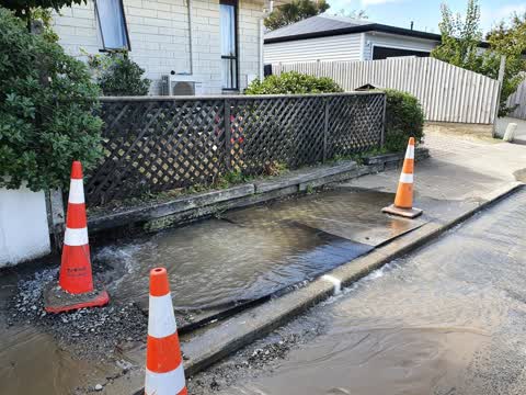 Water Leak, a report photo