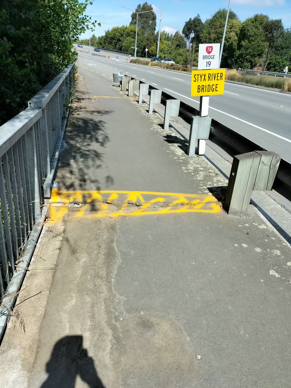 The photograph attached to this roading/streets report