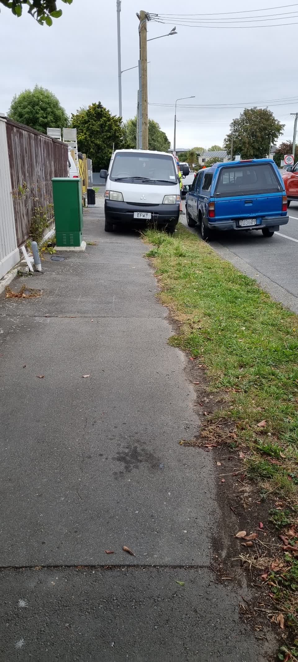 The photograph attached to this roading/streets report