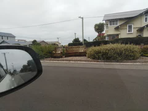 Rubbish/Recycling, a report photo