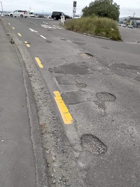 Roading/Streets, a report photo