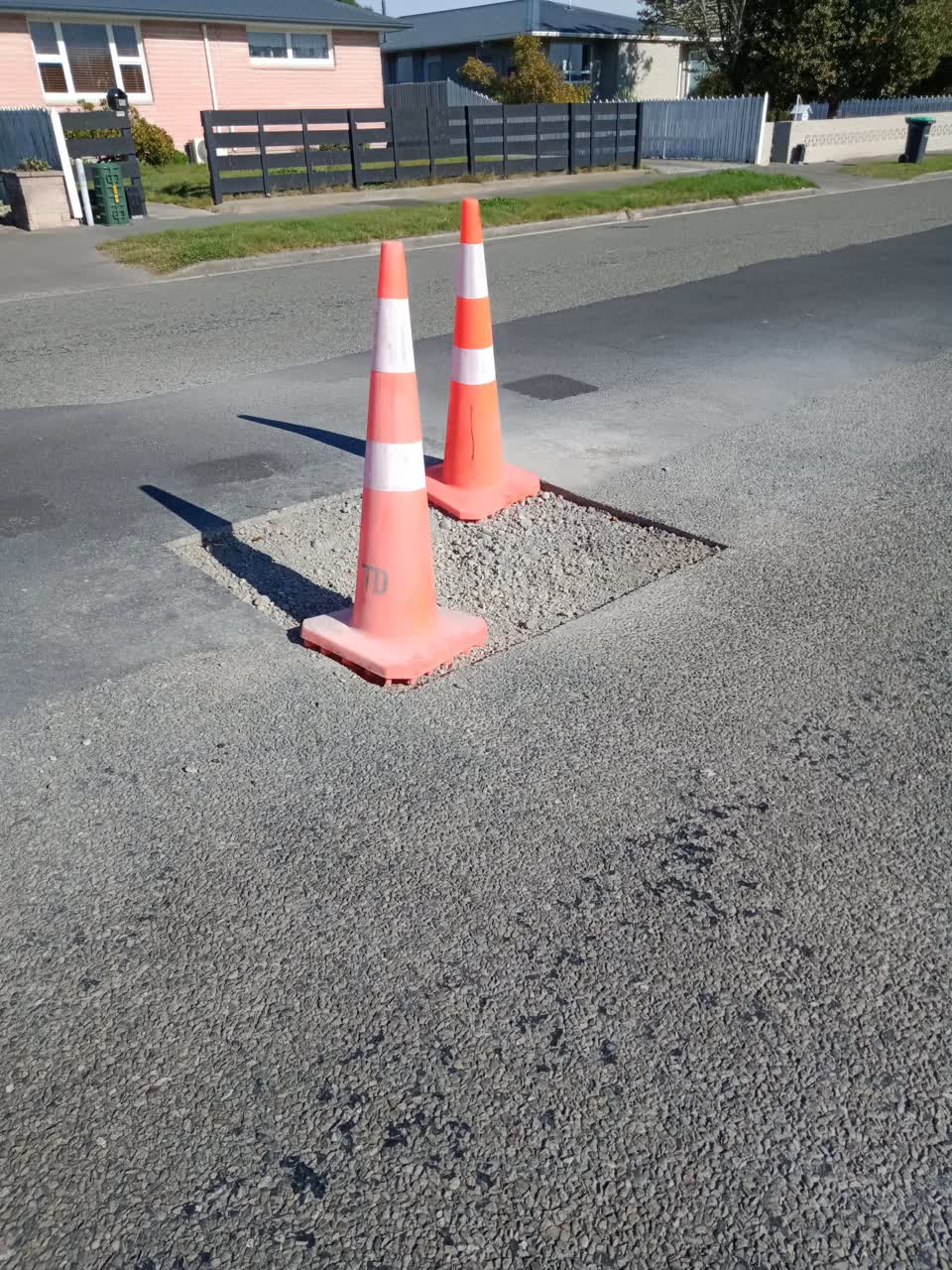 The photograph attached to this roading/streets report