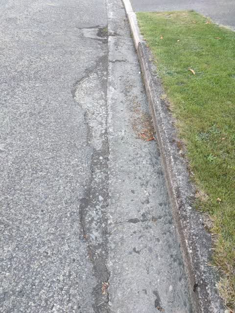 Roading/Streets, a report photo