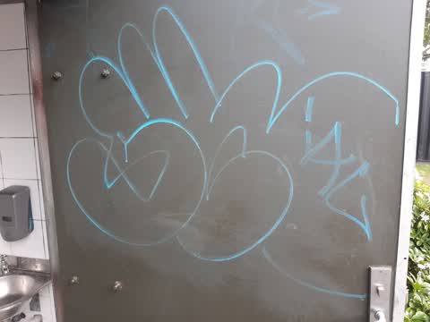 Graffiti, a report photo