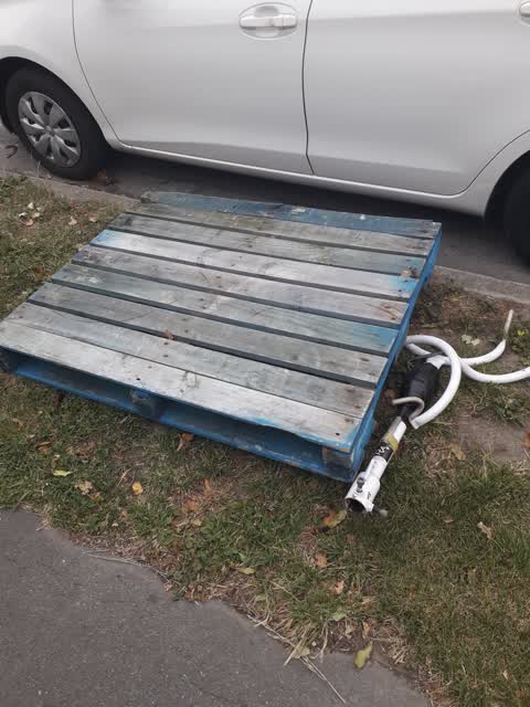 Rubbish/Recycling, a report photo