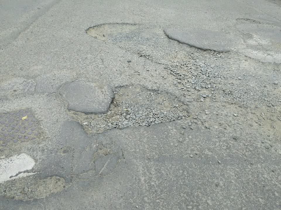 The photograph attached to this roading/streets report