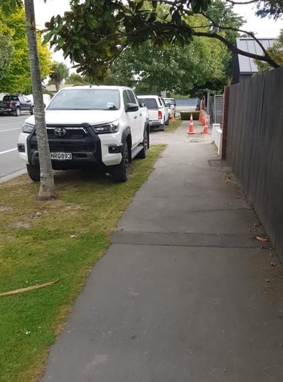 The photograph attached to this roading/streets report
