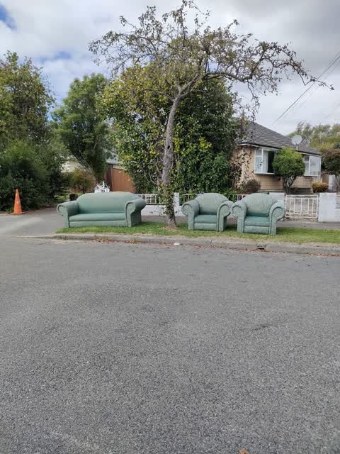Rubbish/Recycling, a report photo
