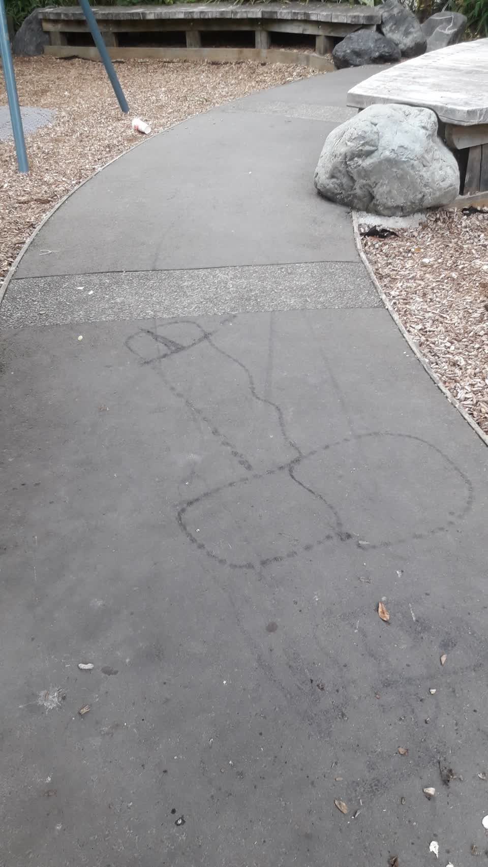The photograph attached to this graffiti report