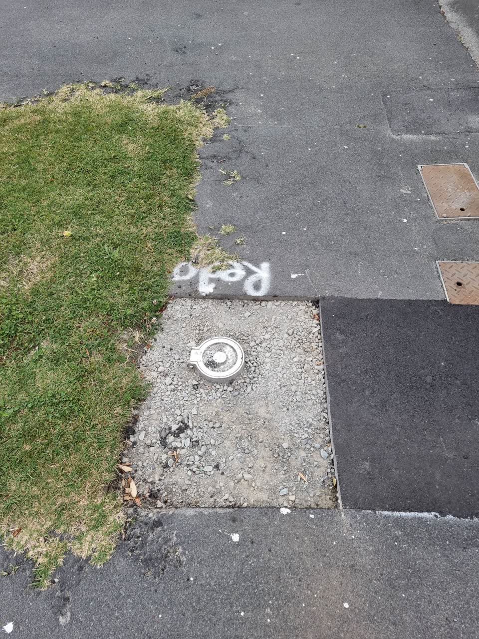 The photograph attached to this roading/streets report