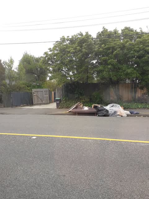 Rubbish/Recycling, a report photo