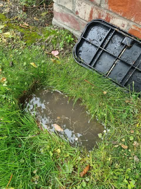 Water Leak, a report photo
