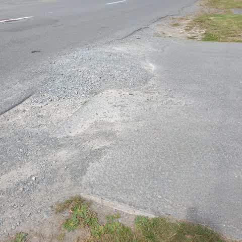 Roading/Streets, a report photo